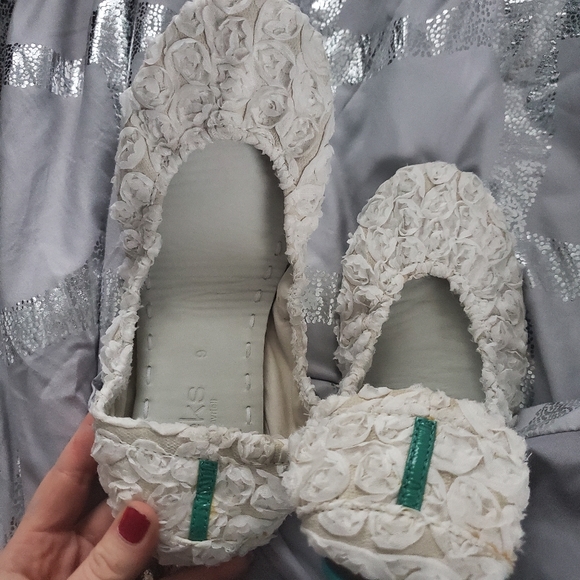 Tieks Shoes - Tieks White Rose Garden Ballet Flat Shoes 9